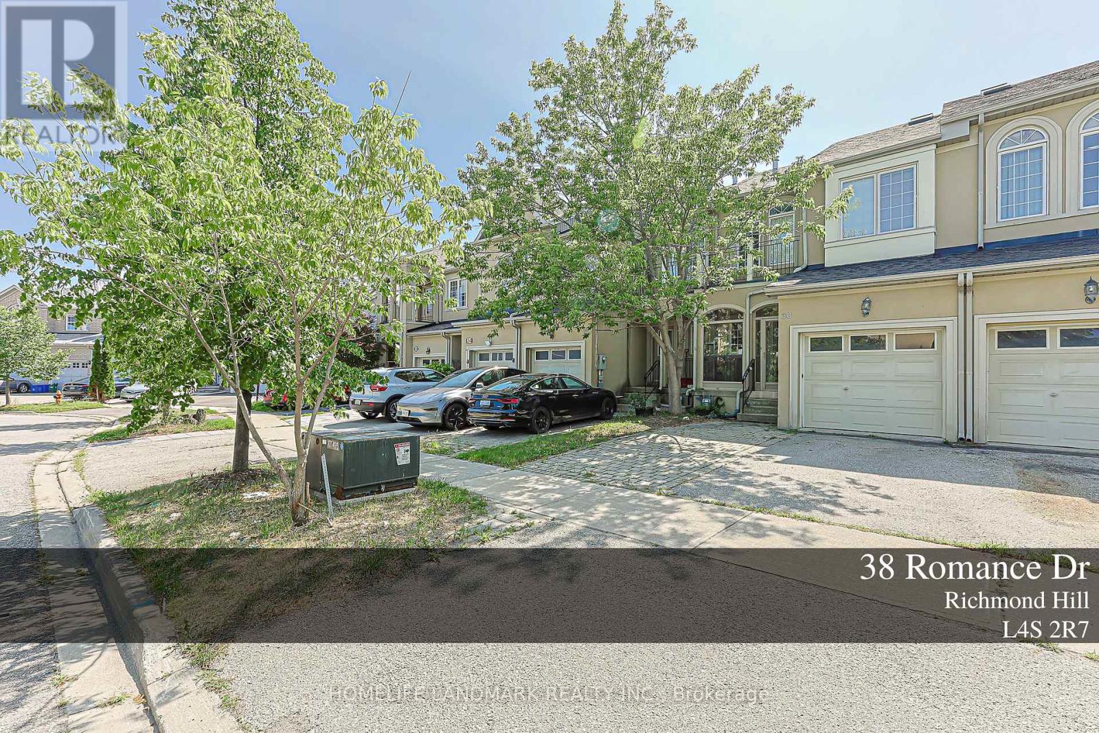 38 ROMANCE DRIVE, Richmond Hill, Ontario