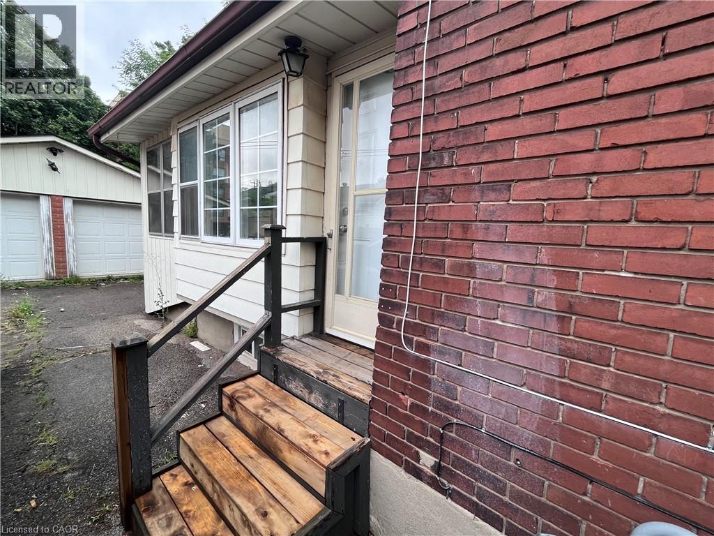 36 Pearl Street, Brantford, Ontario  N3T 3N6 - Photo 24 - 40852860