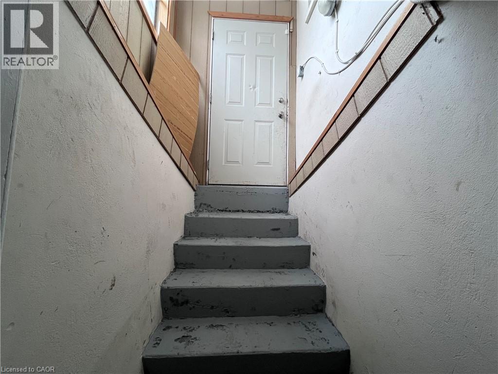 36 Pearl Street, Brantford, Ontario  N3T 3N6 - Photo 20 - 40852860