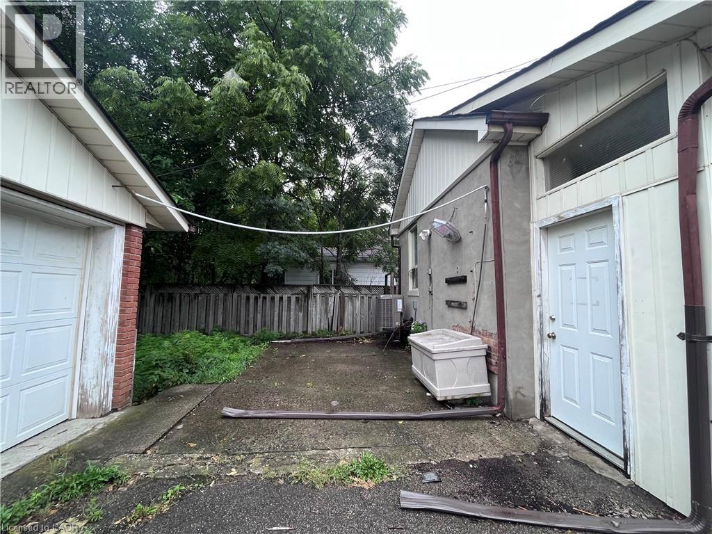 36 Pearl Street, Brantford, Ontario  N3T 3N6 - Photo 21 - 40852860