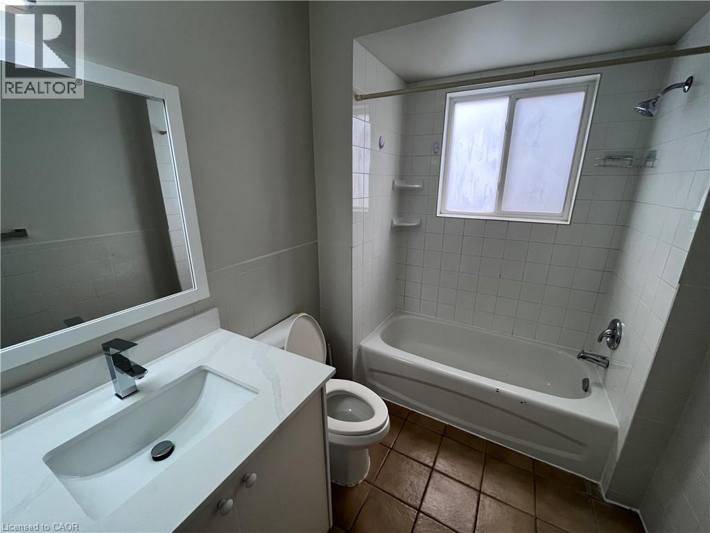 36 Pearl Street, Brantford, Ontario  N3T 3N6 - Photo 12 - 40852860
