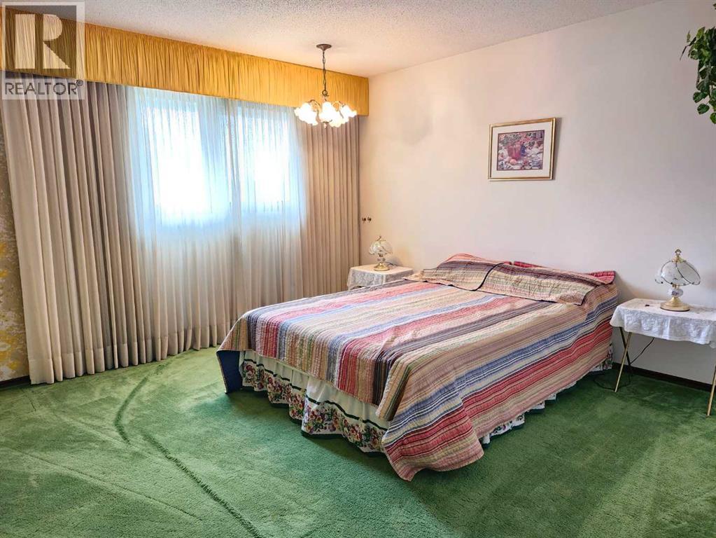201 Huntington Park, Drumheller, Alberta  T0J 0Y6 - Photo 25 - A2316542