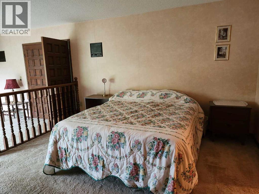 201 Huntington Park, Drumheller, Alberta  T0J 0Y6 - Photo 21 - A2316542