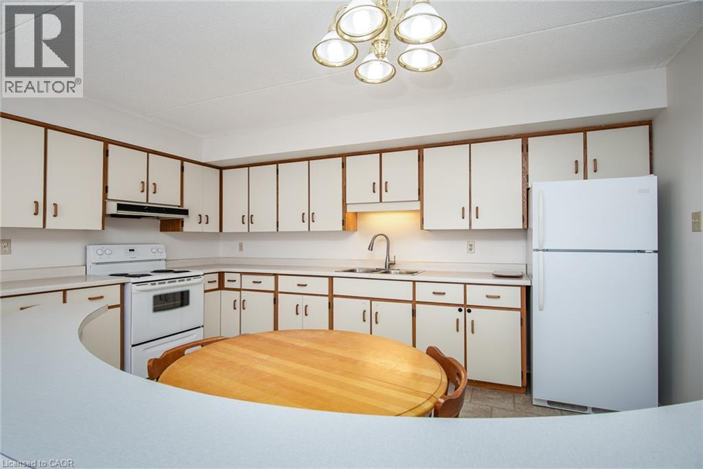 384 W Erb Street Unit# 207, Waterloo, Ontario  N2L 1W6 - Photo 22 - 40840713