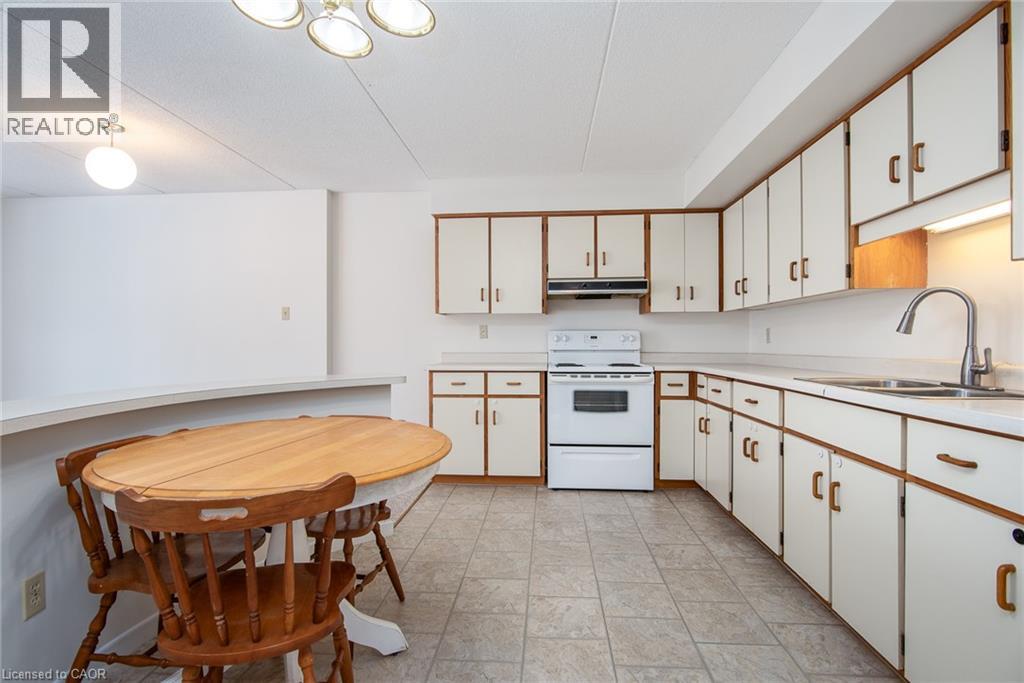 384 W Erb Street Unit# 207, Waterloo, Ontario  N2L 1W6 - Photo 20 - 40840713