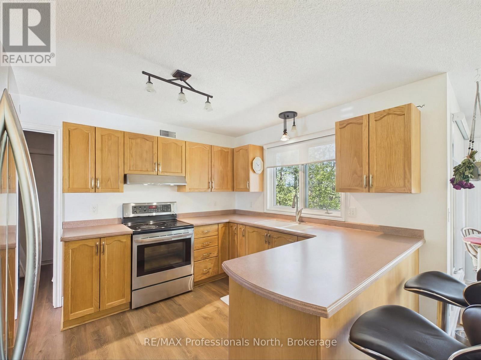 30 The Granite Bluff, Bracebridge, Ontario  P1L 1L4 - Photo 13 - X13504048