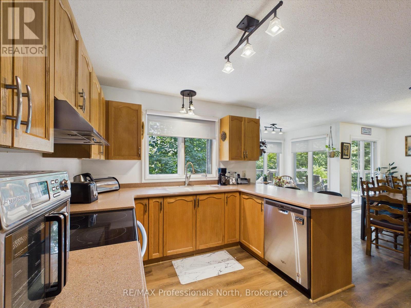 30 The Granite Bluff, Bracebridge, Ontario  P1L 1L4 - Photo 14 - X13504048