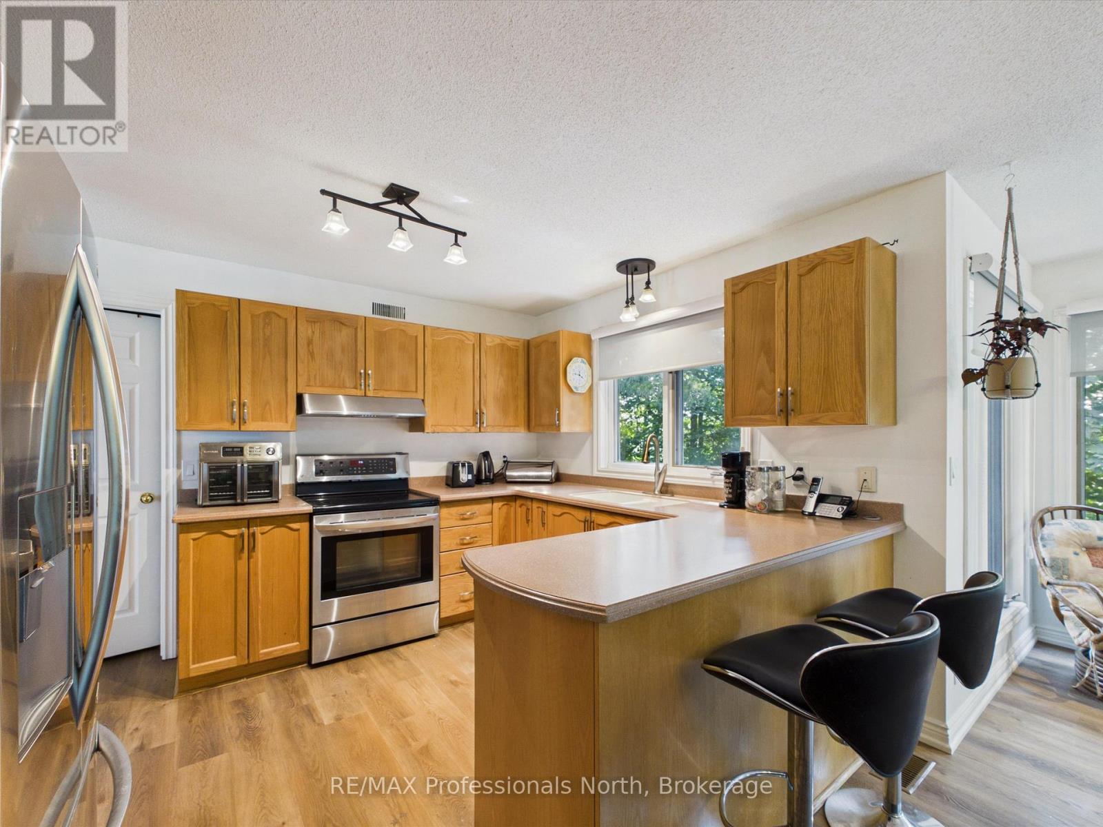 30 The Granite Bluff, Bracebridge, Ontario  P1L 1L4 - Photo 12 - X13504048