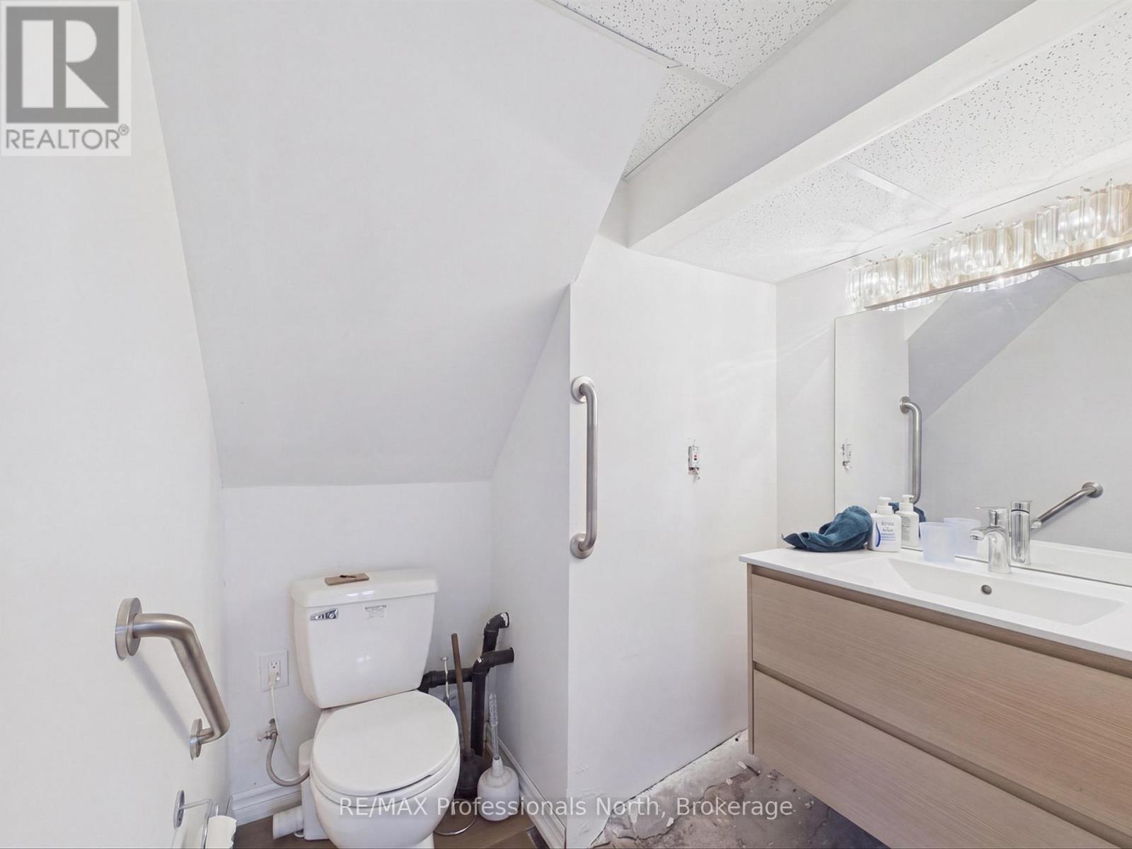 30 The Granite Bluff, Bracebridge, Ontario  P1L 1L4 - Photo 34 - X13504048