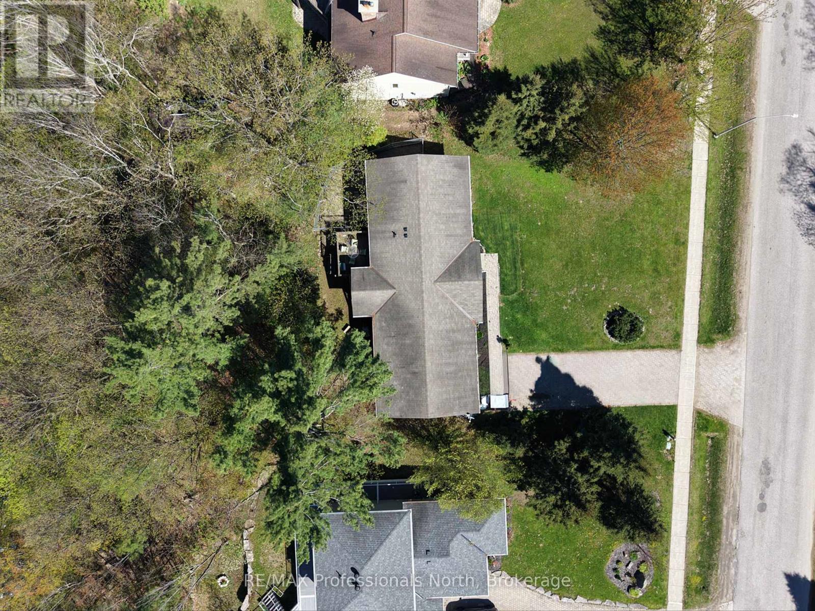 30 The Granite Bluff, Bracebridge, Ontario  P1L 1L4 - Photo 42 - X13504048