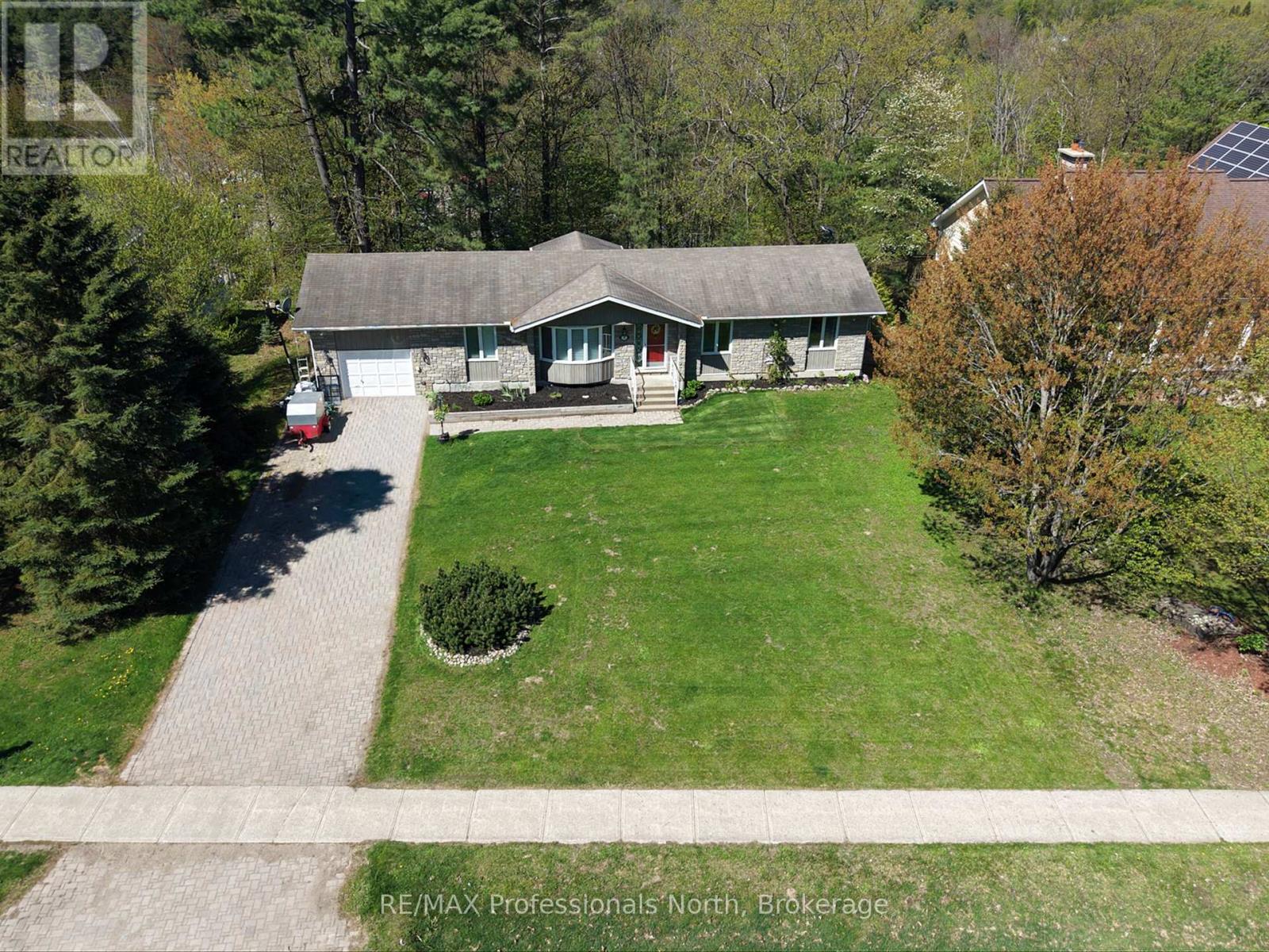 30 The Granite Bluff, Bracebridge, Ontario  P1L 1L4 - Photo 43 - X13504048