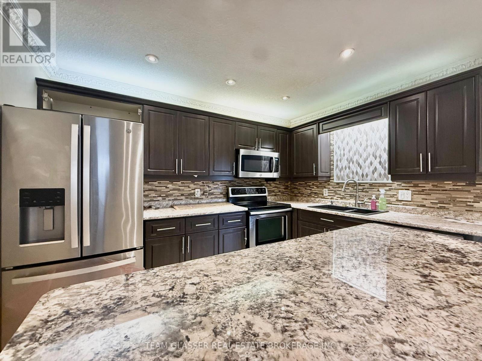 81 Erica Crescent, London South, Ontario  N6E 3P5 - Photo 4 - X13630814