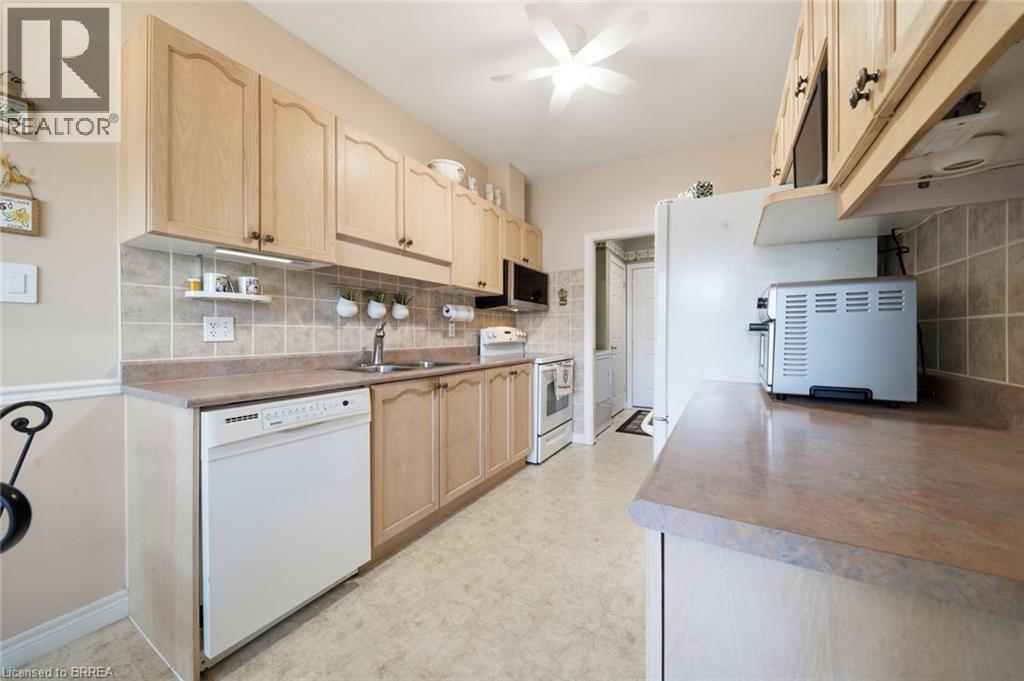 22 Riveroaks Drive, Mount Hope, Ontario  L0R 1W0 - Photo 9 - 40850360