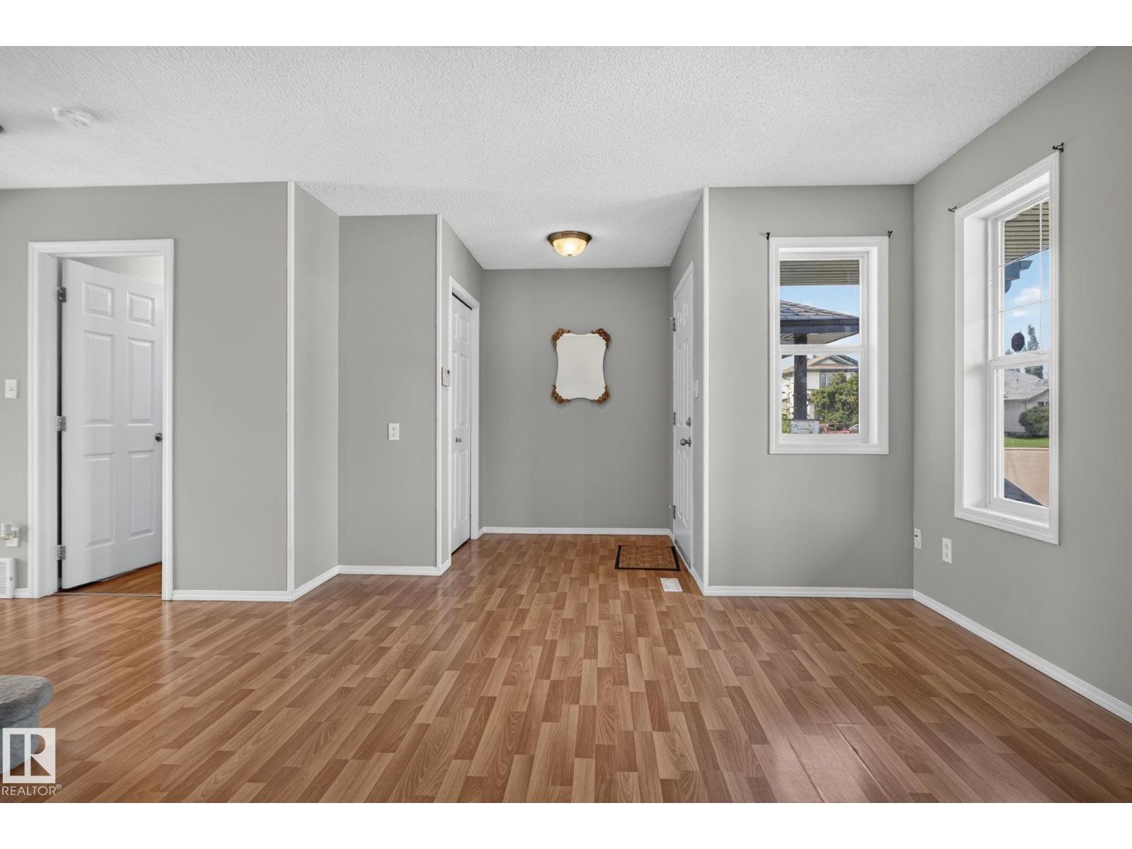 8923 173 Av NW, Edmonton, Alberta  T5Z 3W6 - Photo 7 - E4501880