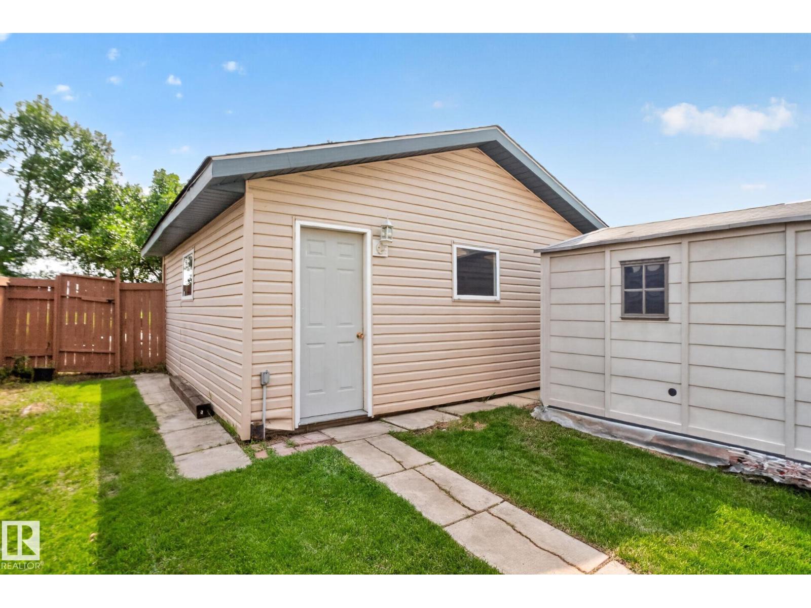 8923 173 Av NW, Edmonton, Alberta  T5Z 3W6 - Photo 27 - E4501880