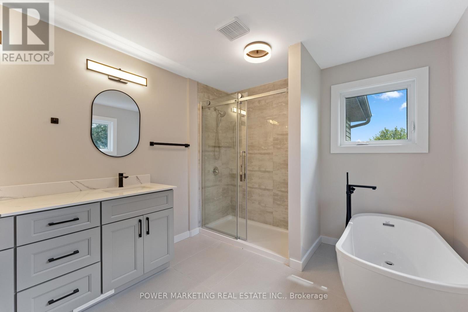 5722 Kemplane Court, Ottawa, Ontario  K1W 1B8 - Photo 23 - X13589478