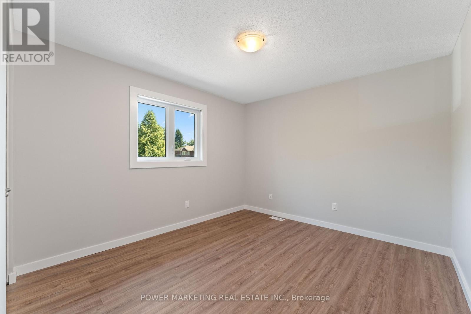 5722 Kemplane Court, Ottawa, Ontario  K1W 1B8 - Photo 27 - X13589478