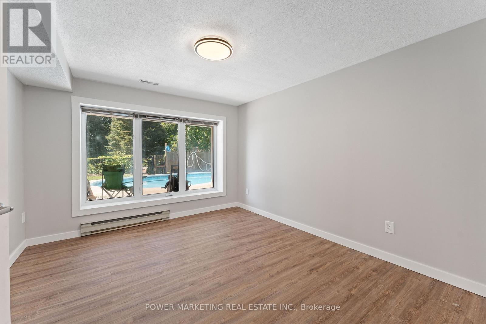 5722 Kemplane Court, Ottawa, Ontario  K1W 1B8 - Photo 36 - X13589478