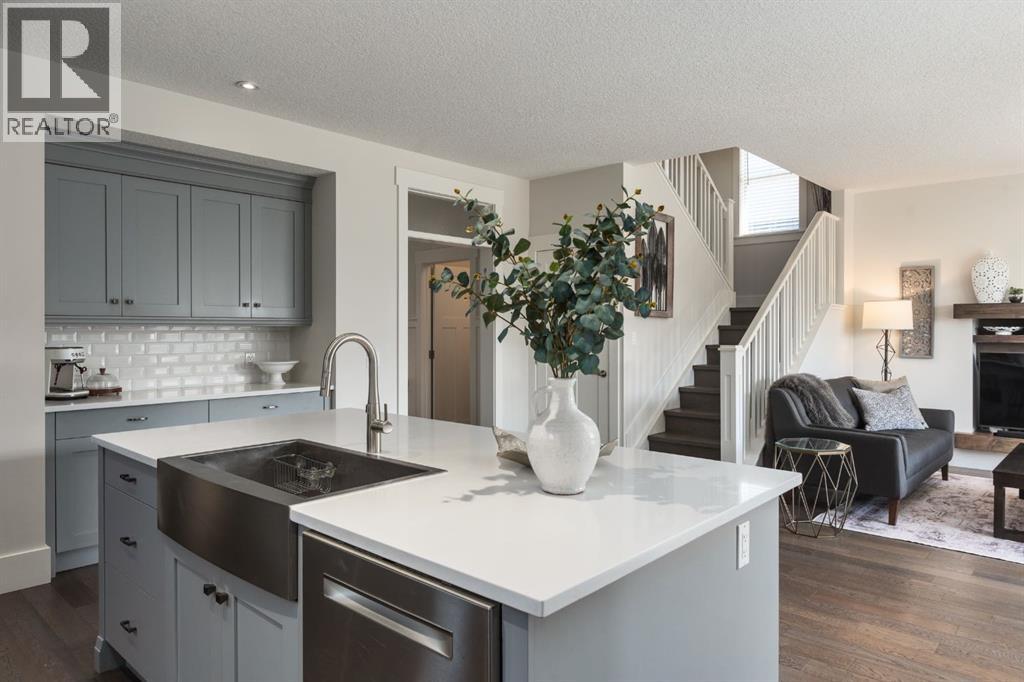 313 Centre Avenue SE, Airdrie, Alberta  T4B 1H6 - Photo 11 - A2327621