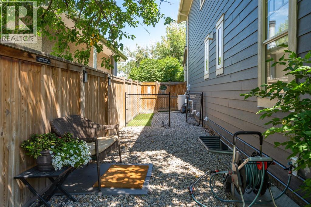 313 Centre Avenue SE, Airdrie, Alberta  T4B 1H6 - Photo 38 - A2327621