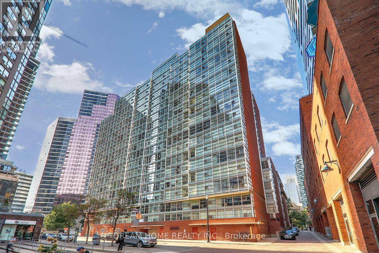#912 - 11 ST JOSEPH STREET, Toronto, Ontario