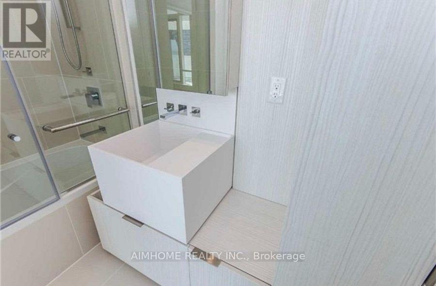 2808 - 1 Bloor Avenue E, Toronto, Ontario  M4W 0A8 - Photo 10 - C13630818