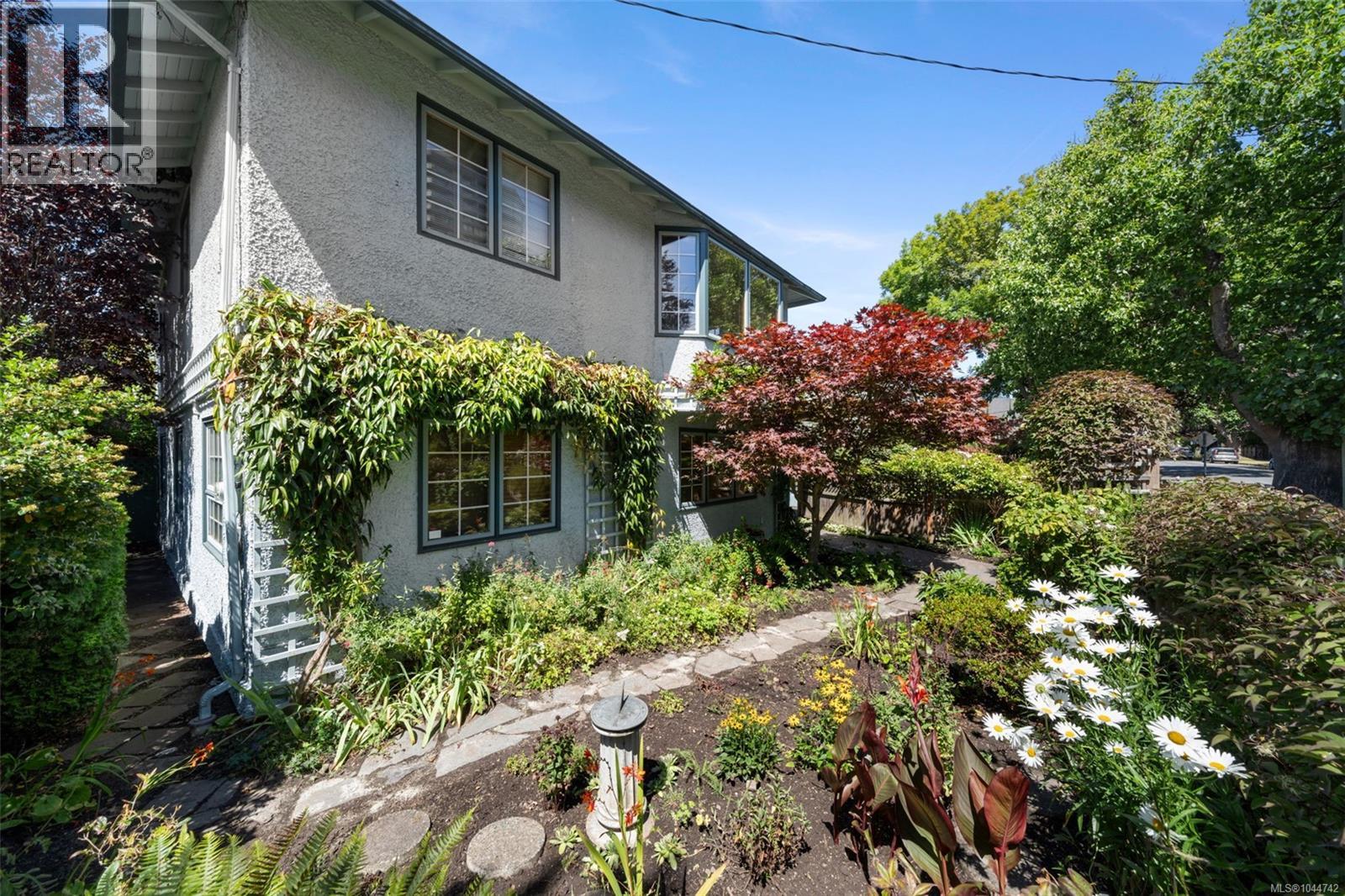 410 Government St, Victoria, British Columbia  V8V 2L5 - Photo 4 - 1044742