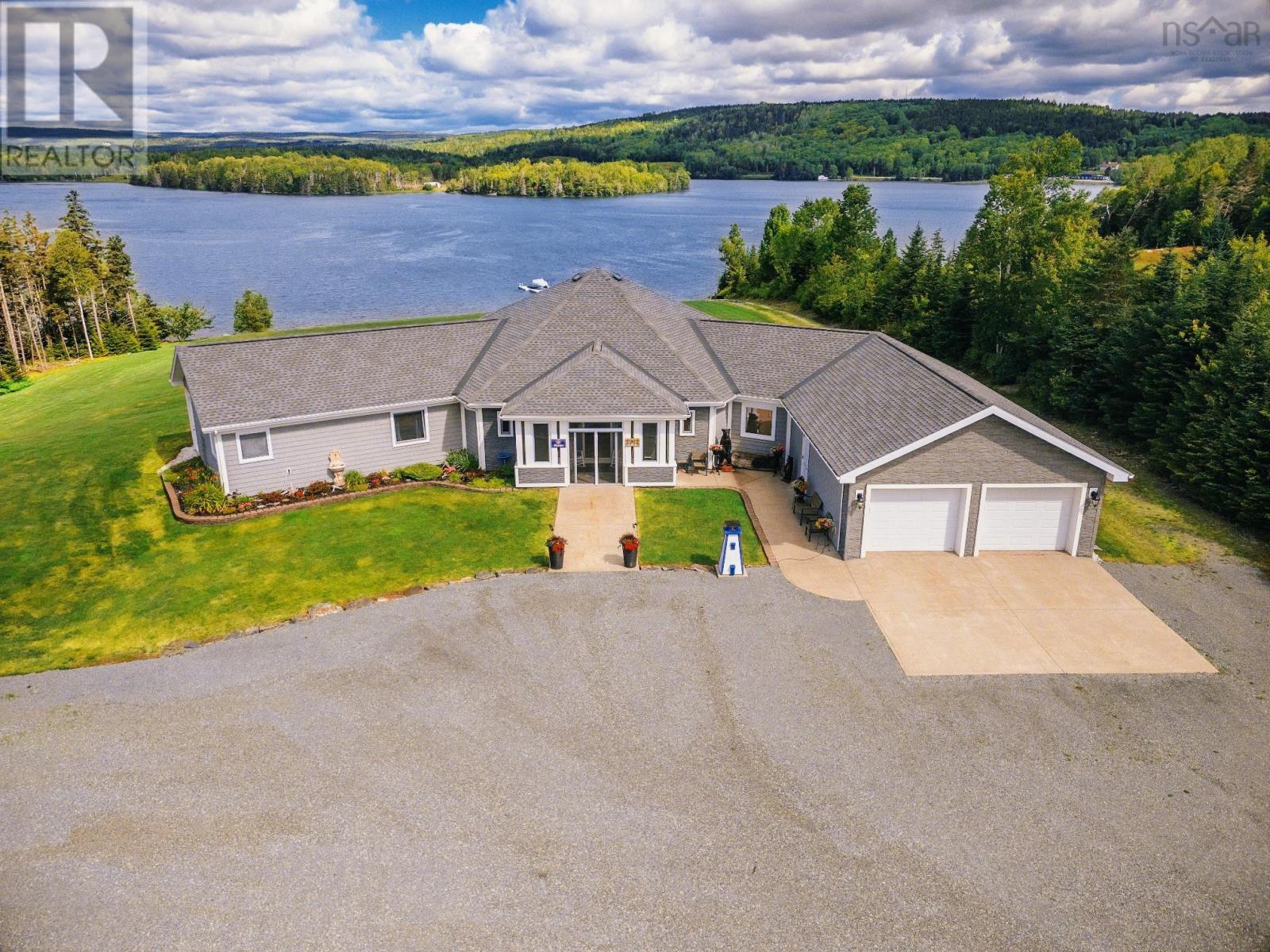 11637 Highway 16, Boylston, Nova Scotia  B0H 1G0 - Photo 2 - 202618851