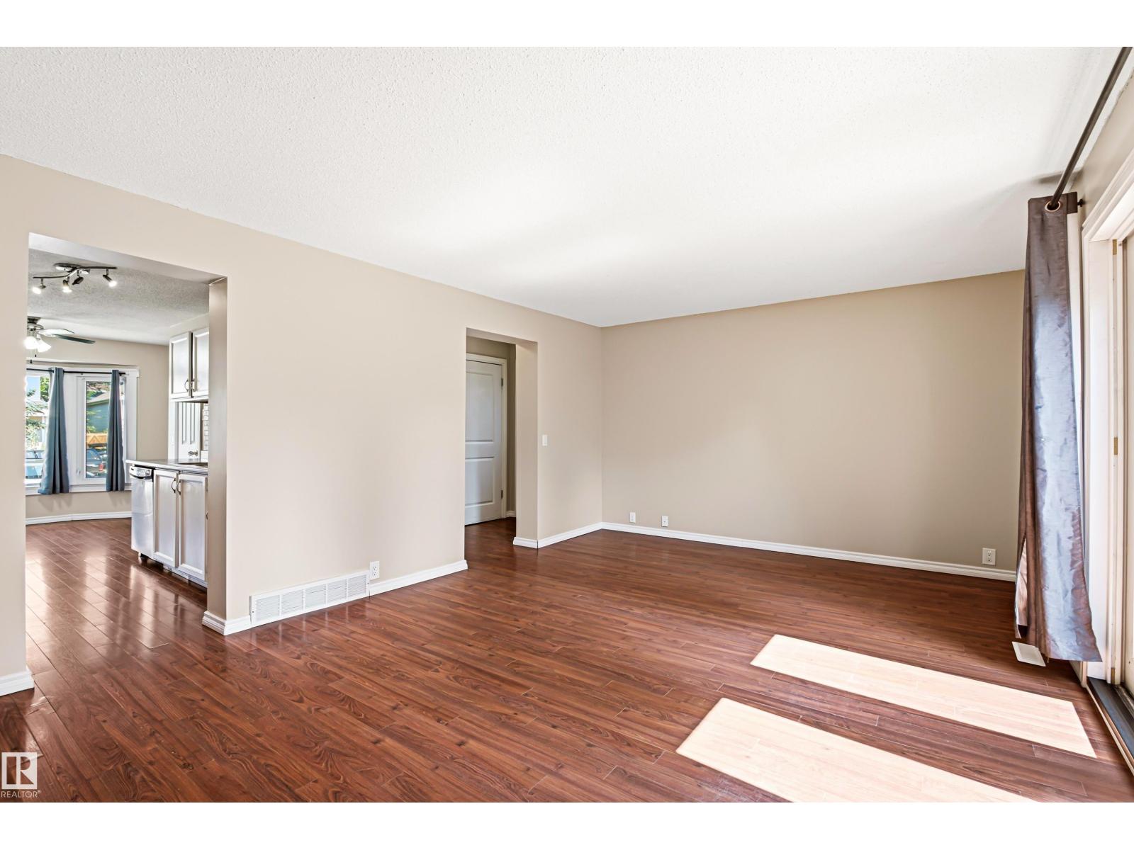 281 Vantage Ln, Sherwood Park, Alberta  T8A 4J3 - Photo 20 - E4501882