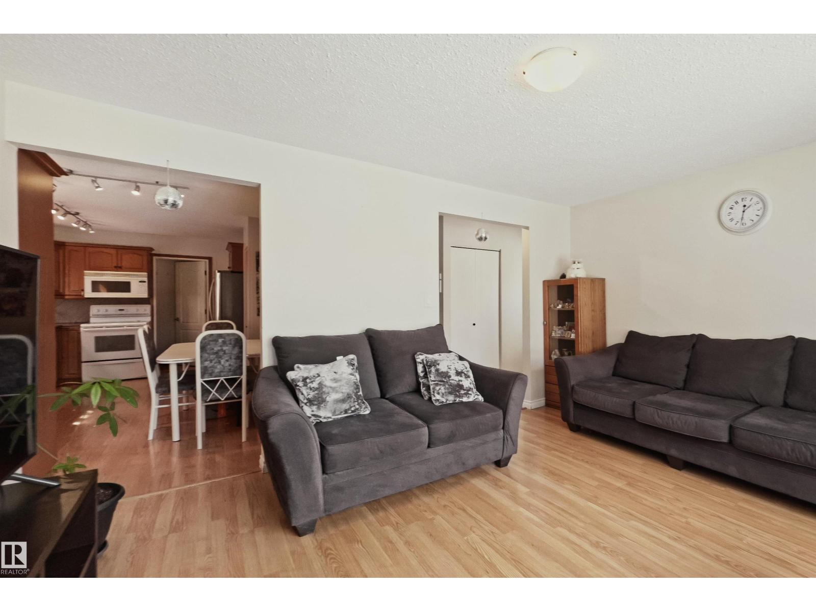 10031 173 Av Nw, Edmonton, Alberta  T5X 3Y1 - Photo 9 - E4480821