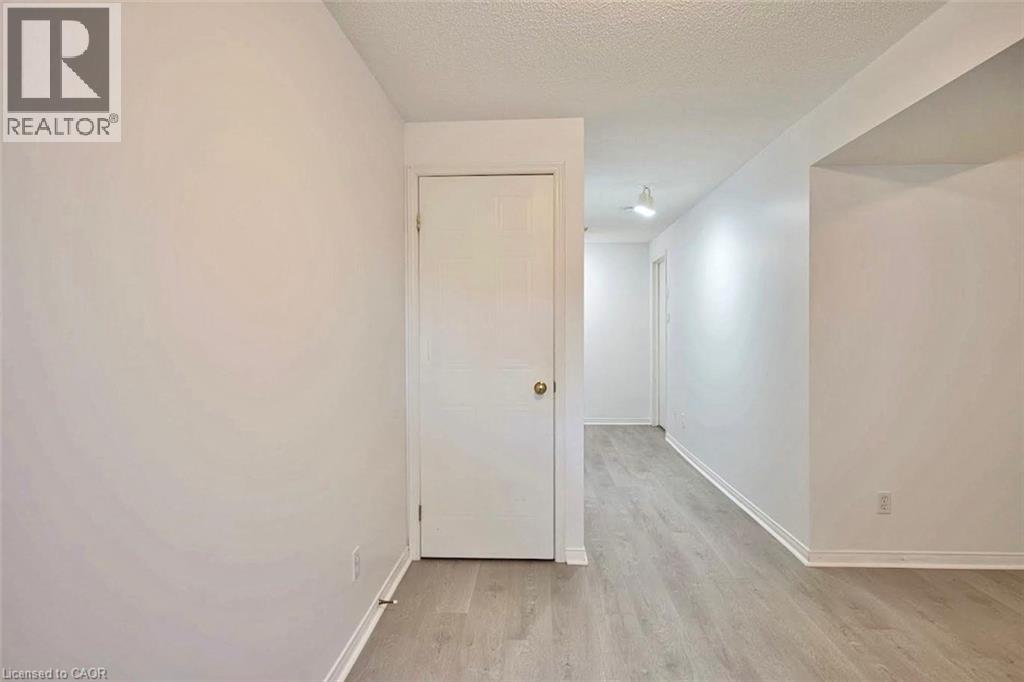 230 Blackhorne Drive Unit# 37, Kitchener, Ontario  N2E 1Z4 - Photo 23 - 40845338