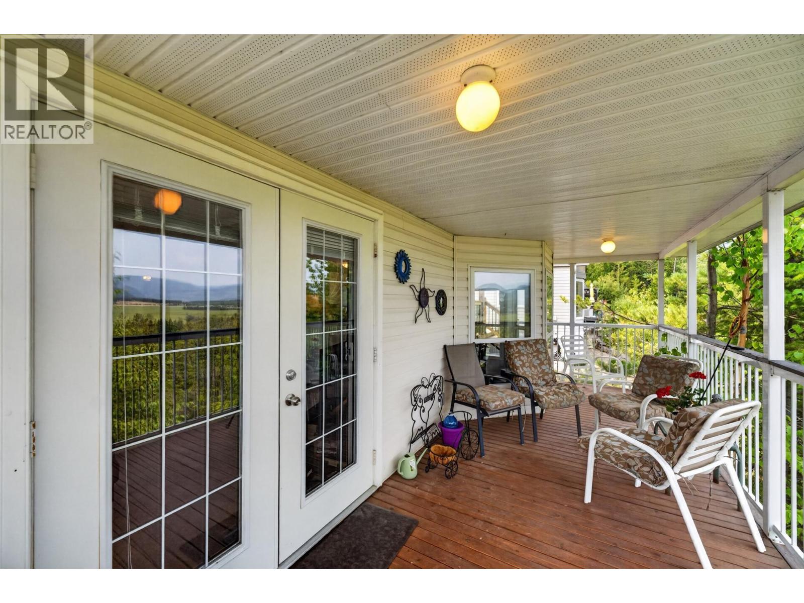 1885 Tappen Notch Hill Road Unit# 32, Tappen, British Columbia V0E 2X3 - Photo 20 - 10395242