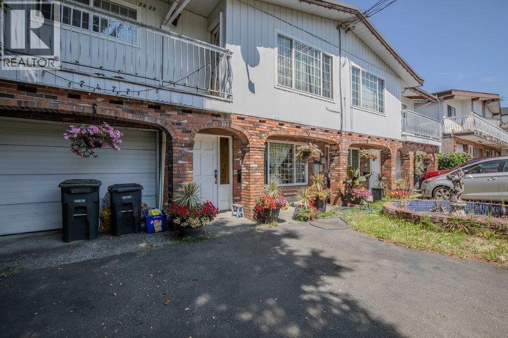 7477 7479 Holly Street, Burnaby, British Columbia  V5E 2C3 - Photo 2 - R3151875