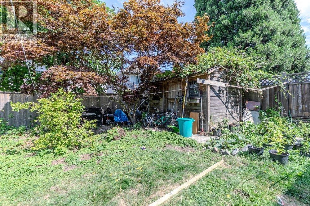 7477 7479 Holly Street, Burnaby, British Columbia  V5E 2C3 - Photo 20 - R3151875