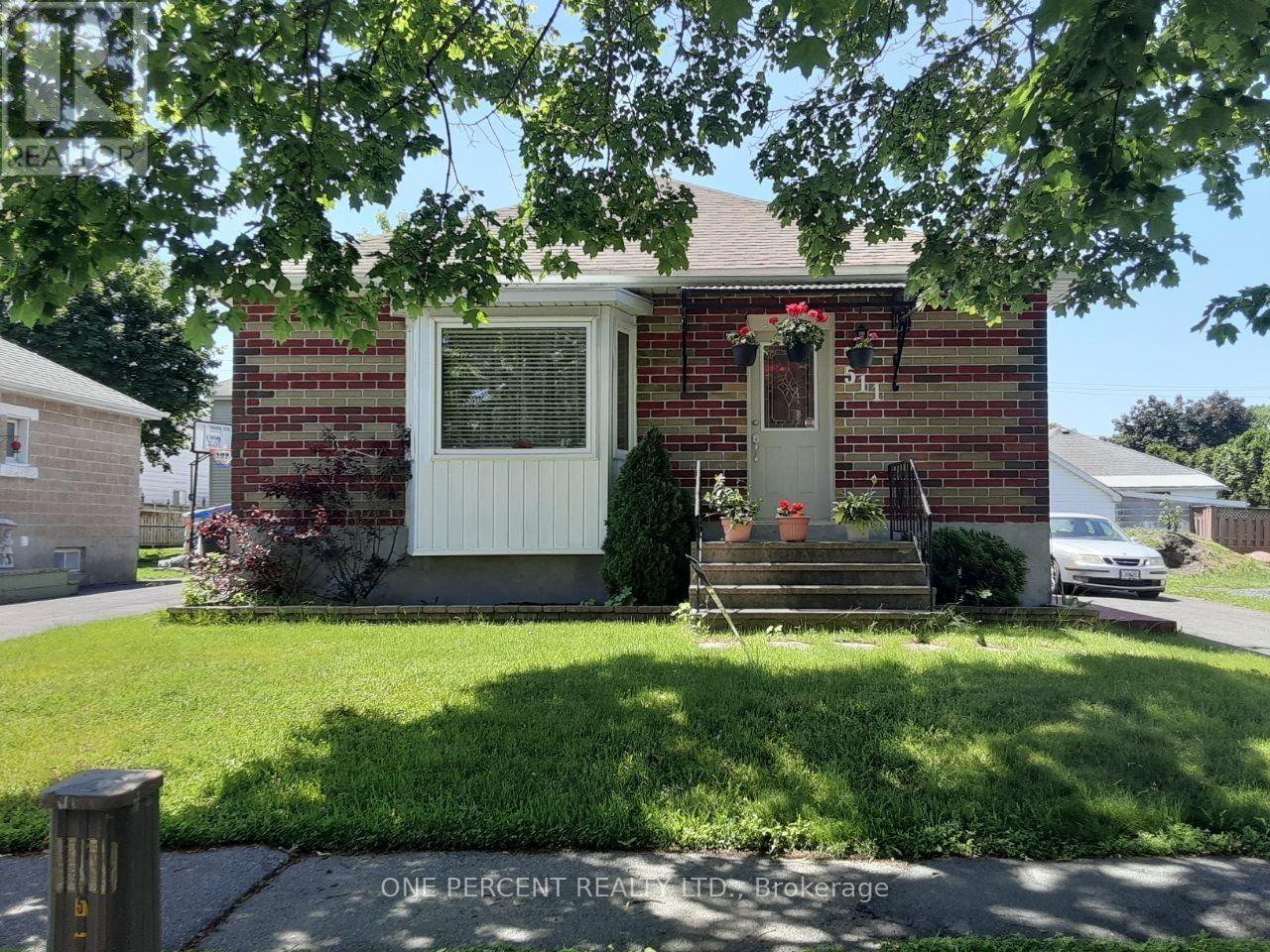 511 St Felix Street, Cornwall, Ontario  K6H 5B2 - Photo 2 - X13630844
