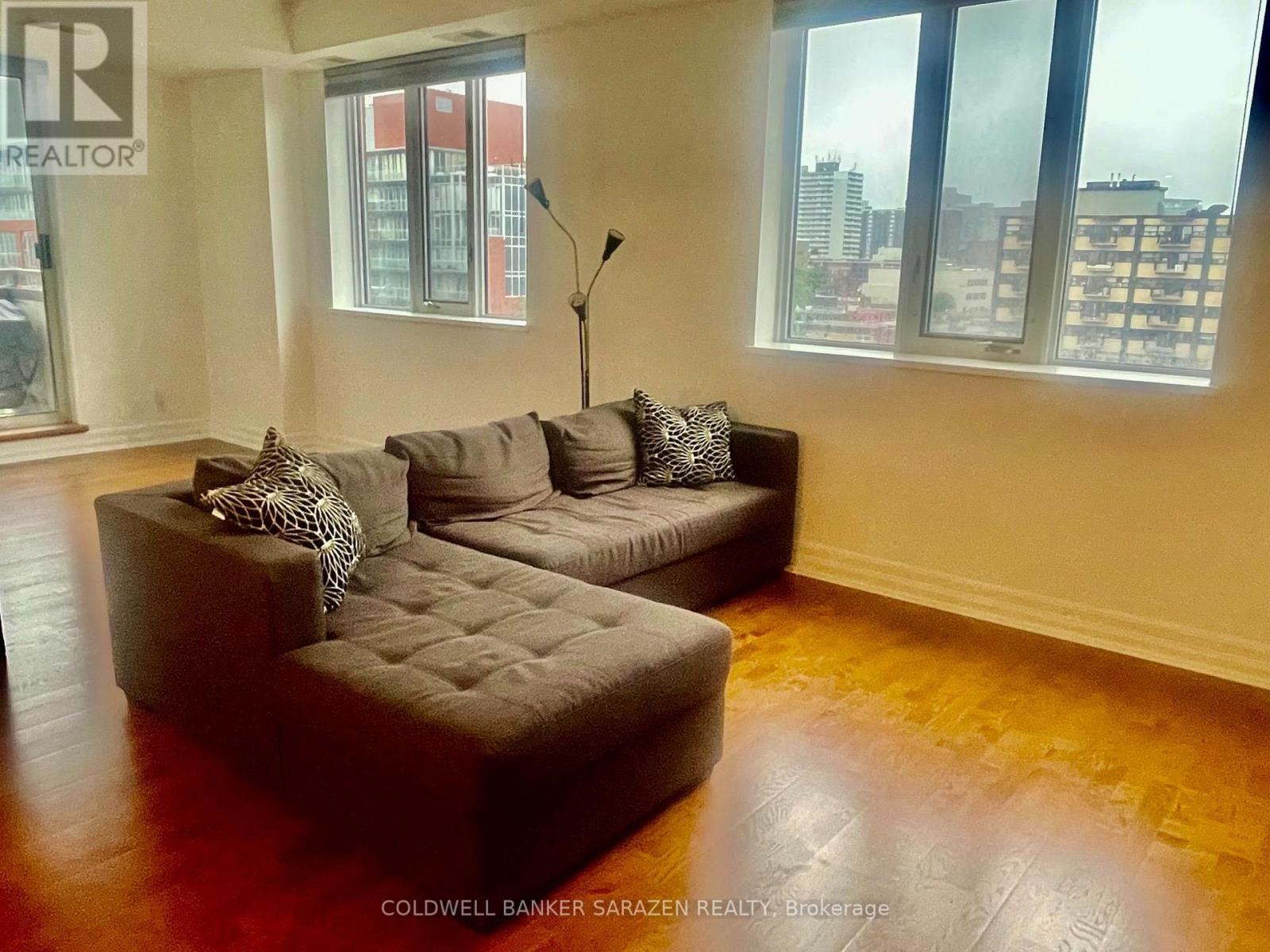 701 - 320 Mcleod Street, Ottawa, Ontario  K2P 1A3 - Photo 2 - X13530210