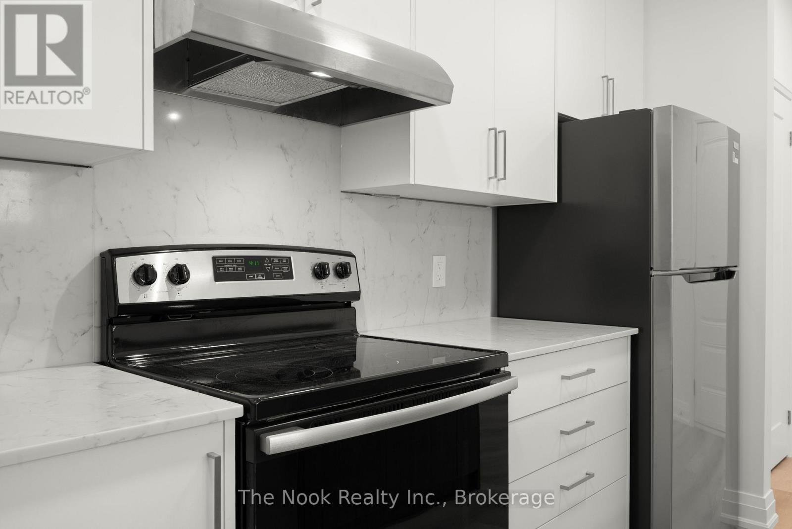 2 - 399 Thorton Road N, Oshawa, Ontario  L1J 6S9 - Photo 18 - E13630854