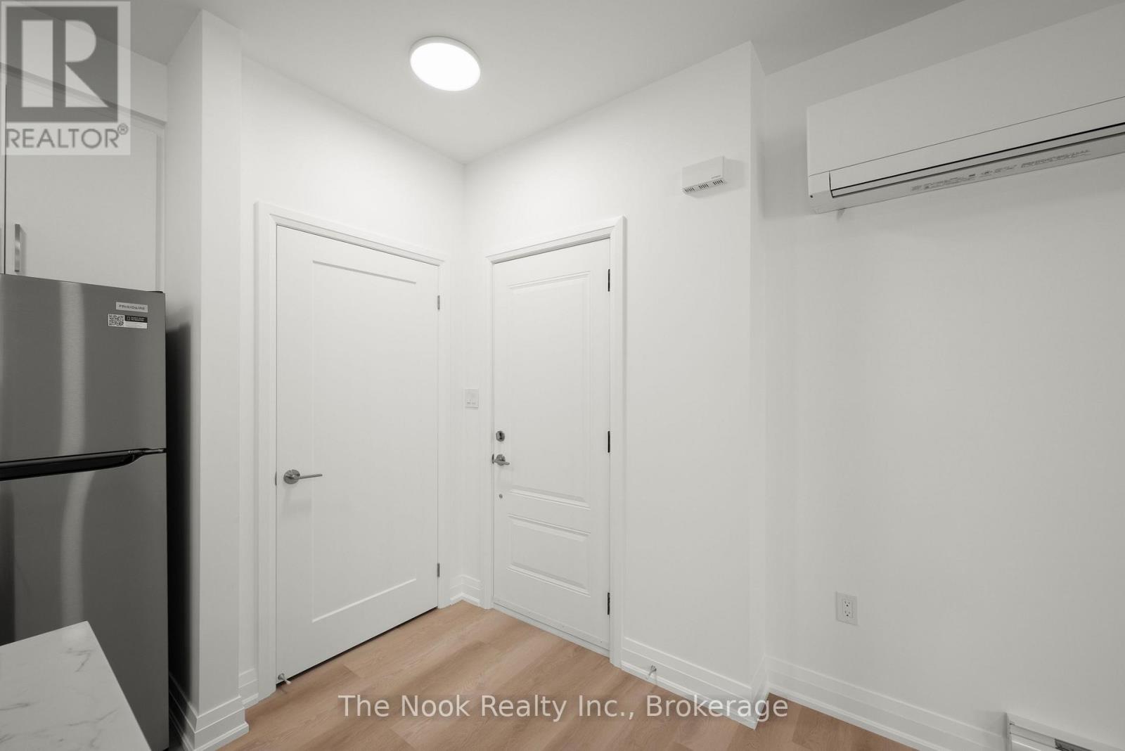 2 - 399 Thorton Road N, Oshawa, Ontario  L1J 6S9 - Photo 8 - E13630854