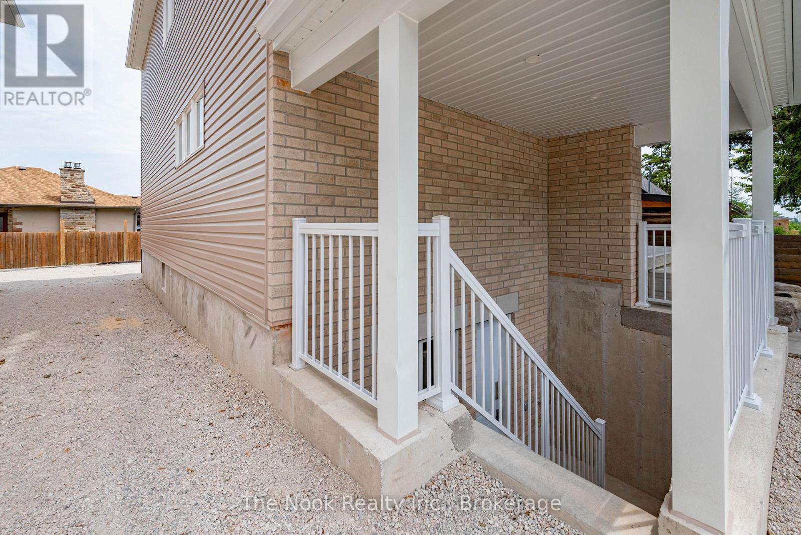 1 - 399 Thorton Road N, Oshawa, Ontario  L1J 6S9 - Photo 6 - E13630874