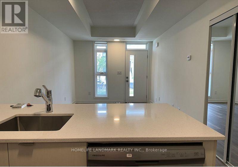 P102 - 145 Canon Jackson Drive, Toronto, Ontario  M6M 2G1 - Photo 10 - W13630868