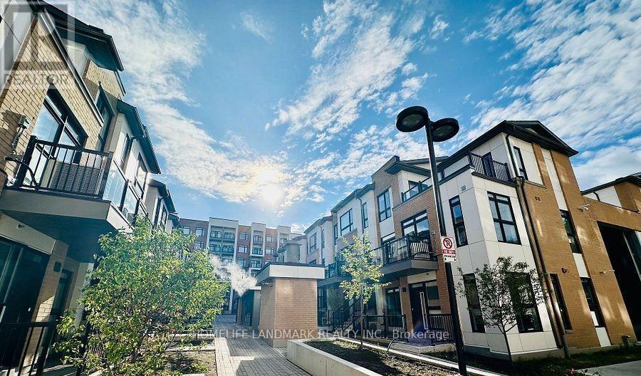 P102 - 145 Canon Jackson Drive, Toronto, Ontario  M6M 2G1 - Photo 21 - W13630868