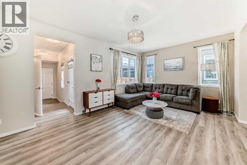 131 Carringham Road NW, Calgary, Alberta  T3P 1V3 - Photo 15 - A2316933
