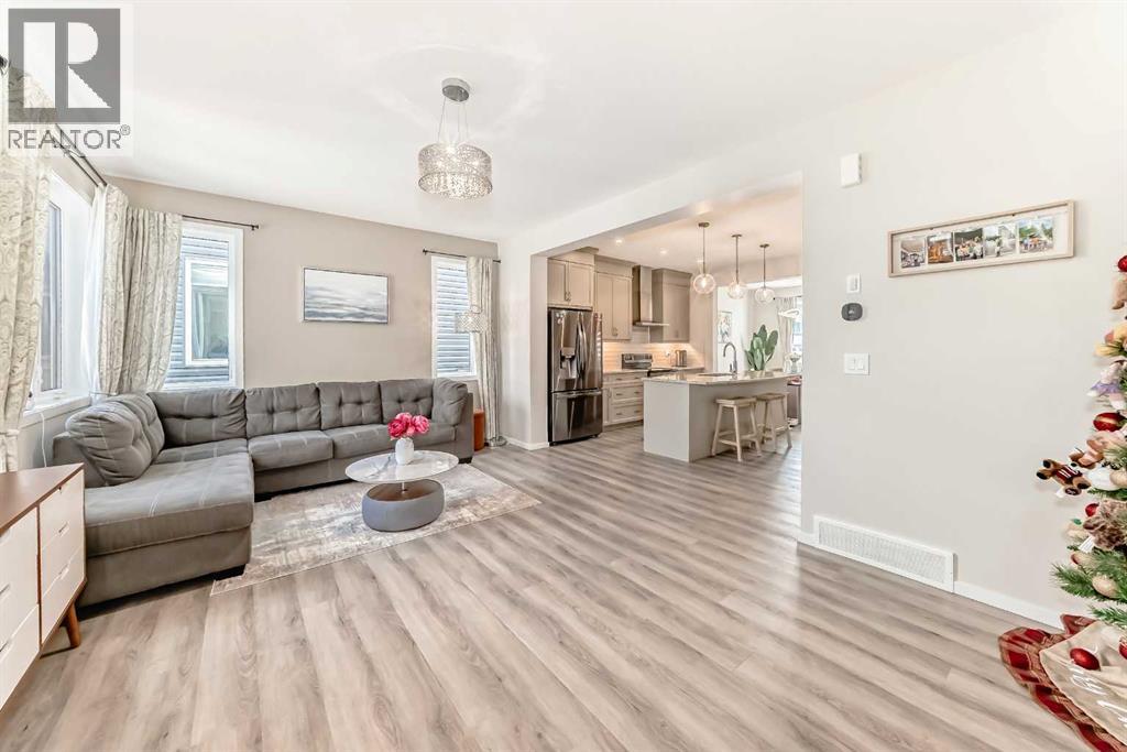 131 Carringham Road NW, Calgary, Alberta  T3P 1V3 - Photo 19 - A2316933