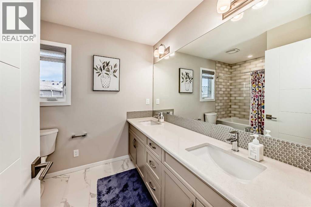 131 Carringham Road NW, Calgary, Alberta  T3P 1V3 - Photo 31 - A2316933