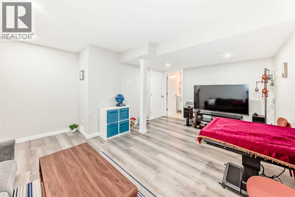131 Carringham Road NW, Calgary, Alberta  T3P 1V3 - Photo 41 - A2316933