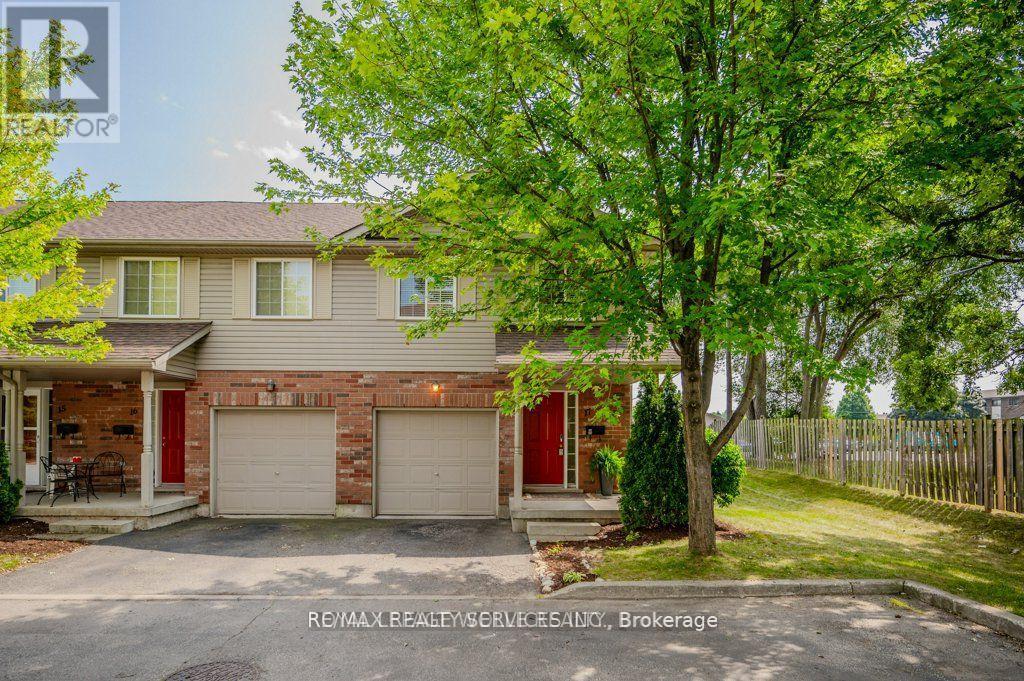 17 - 120 DUDHOPE AVENUE, Cambridge, Ontario