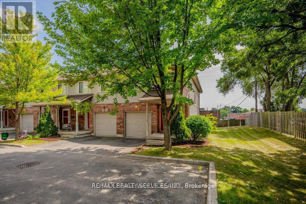 17 - 120 Dudhope Avenue, Cambridge, Ontario  N1R 4T7 - Photo 3 - X13630870