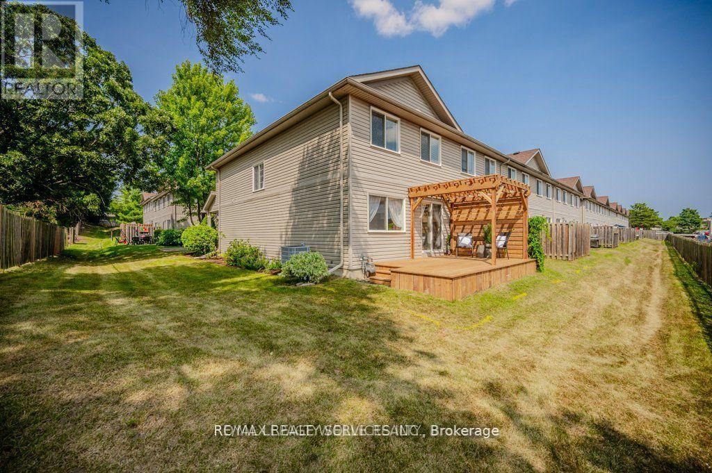 17 - 120 Dudhope Avenue, Cambridge, Ontario  N1R 4T7 - Photo 9 - X13630870