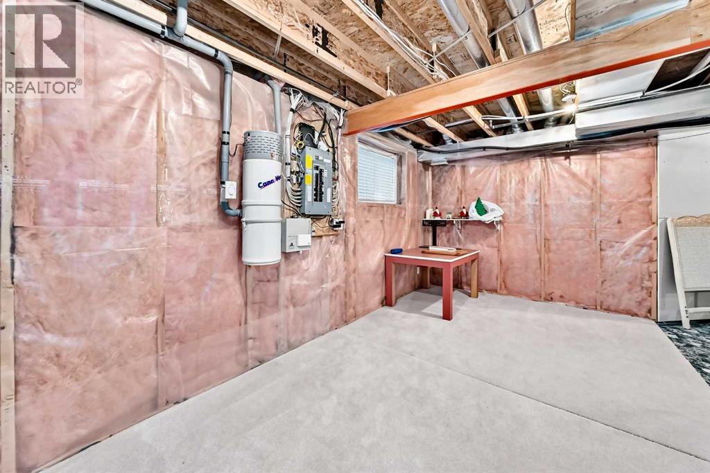 19 Rocky Ridge Villas NW, Calgary, Alberta  T3G 4R3 - Photo 39 - A2333325