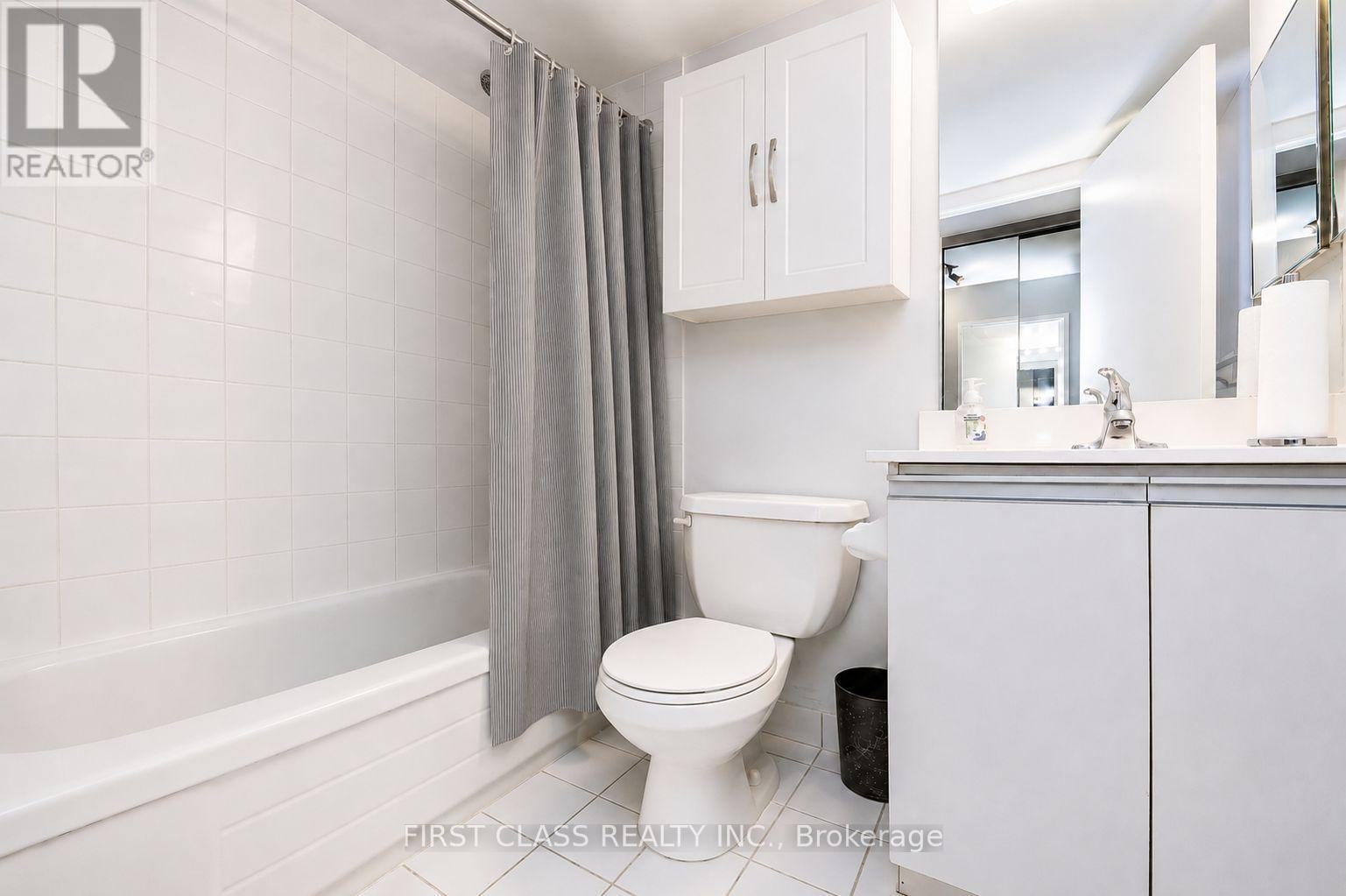 106 - 91 Townsgate Drive, Vaughan, Ontario  L4J 8E8 - Photo 17 - N13629920